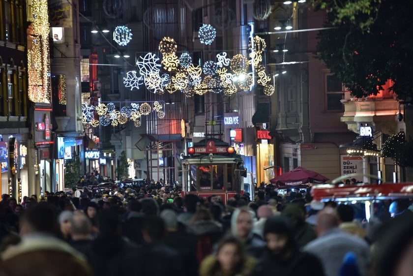 İçişleri Bakanlığı'ndan 81 ile yılbaşı genelgesi. Şok uygulama yapılacak 9