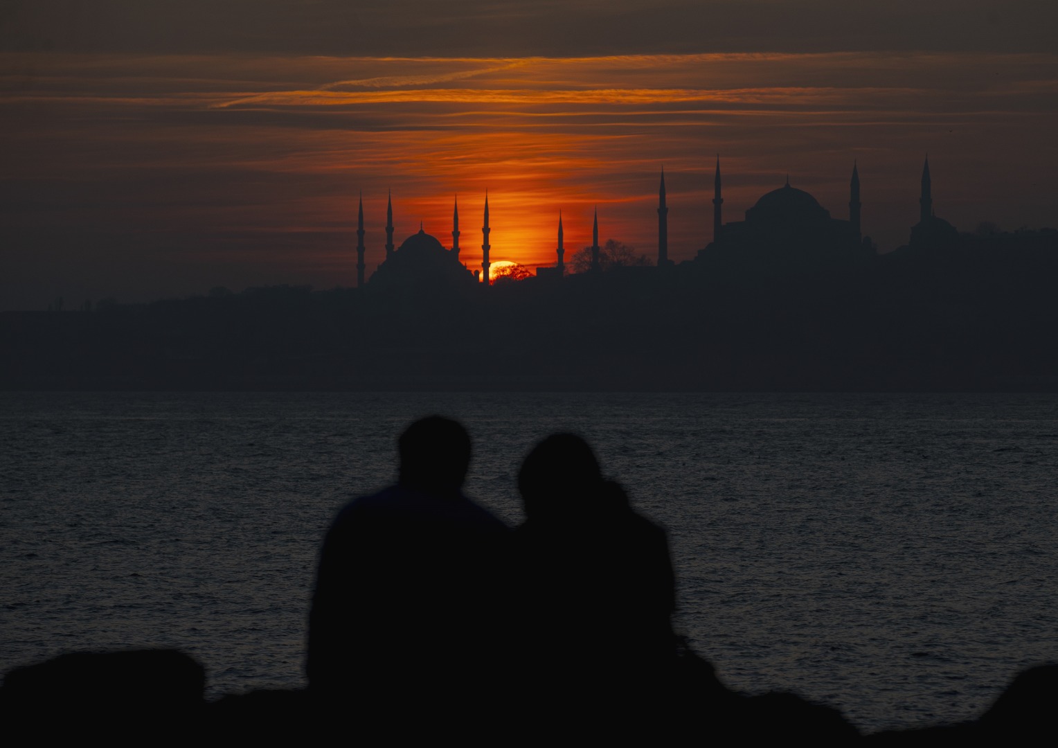 İstanbul'da günbatımı. Manzaraya bakan gözlerini alamıyor 12
