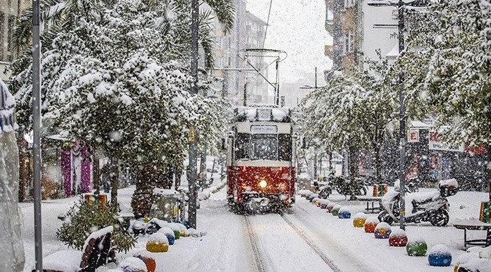 Kar yağışı için İstanbul'a tarih verildi 6