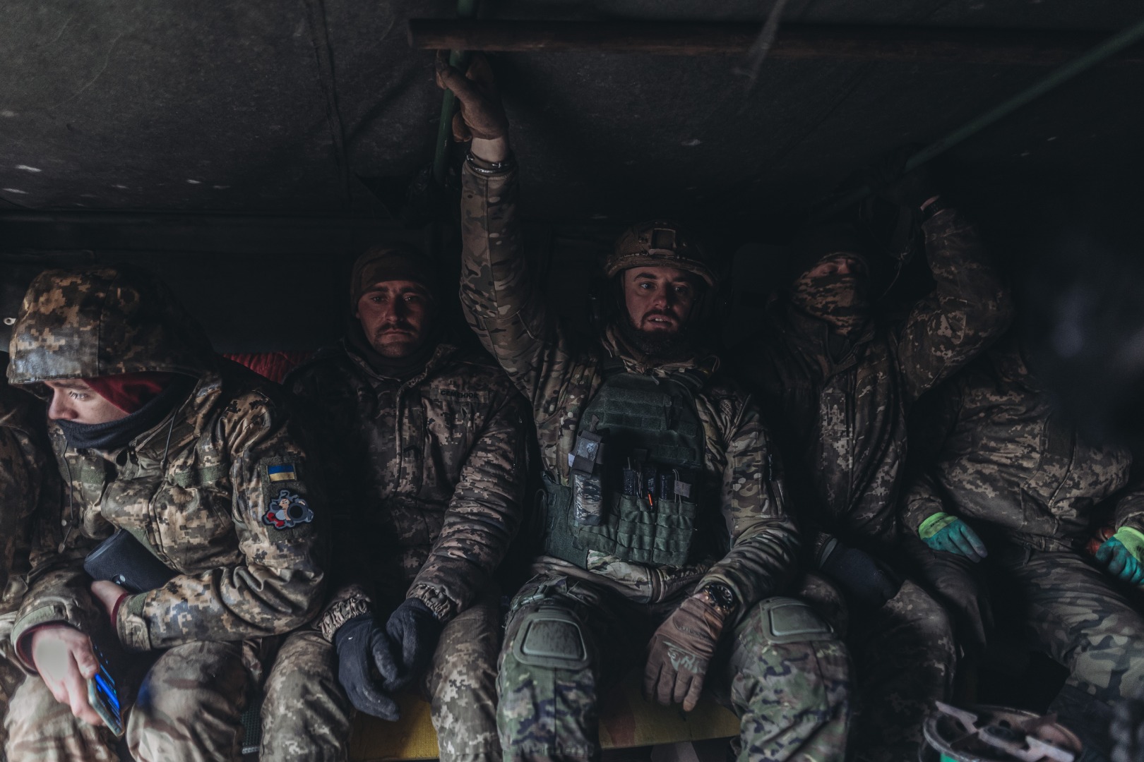 Ukrayna ordusunun Donbas bölgesinde askeri hareketliliği sürüyor 14