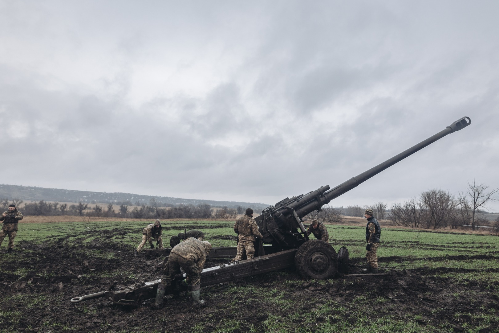 Ukrayna ordusunun Donbas bölgesinde askeri hareketliliği sürüyor 6