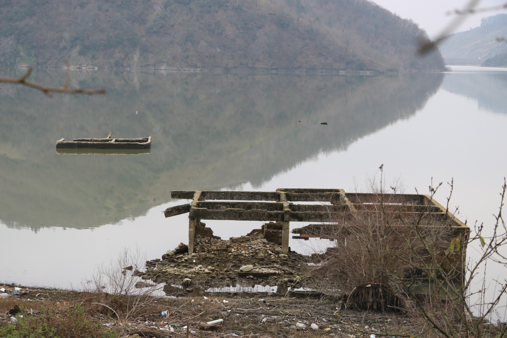 Kızılcapınar Barajı çekildi sır evler ortaya çıktı 7