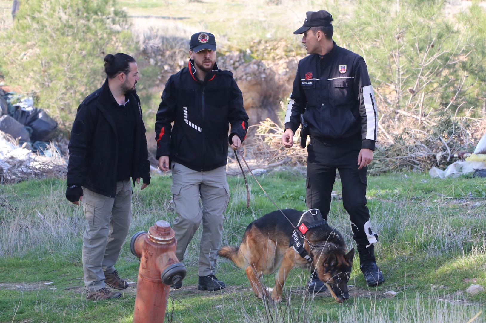 Kayıp Mine kadavra köpekle aranıyor 11