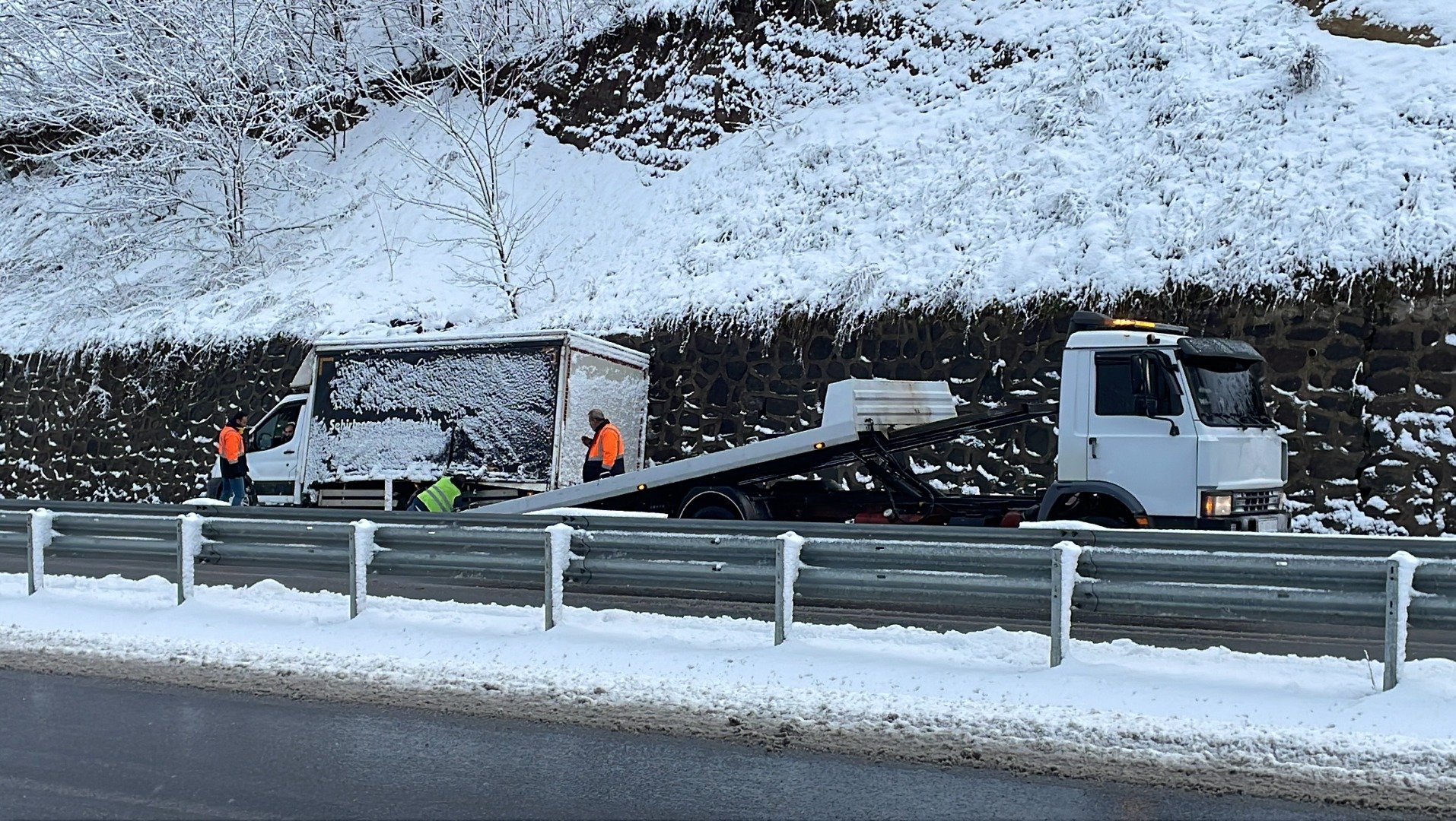 Zonguldak'ta kar ve sis ulaşımı olumsuz etkiliyor 8