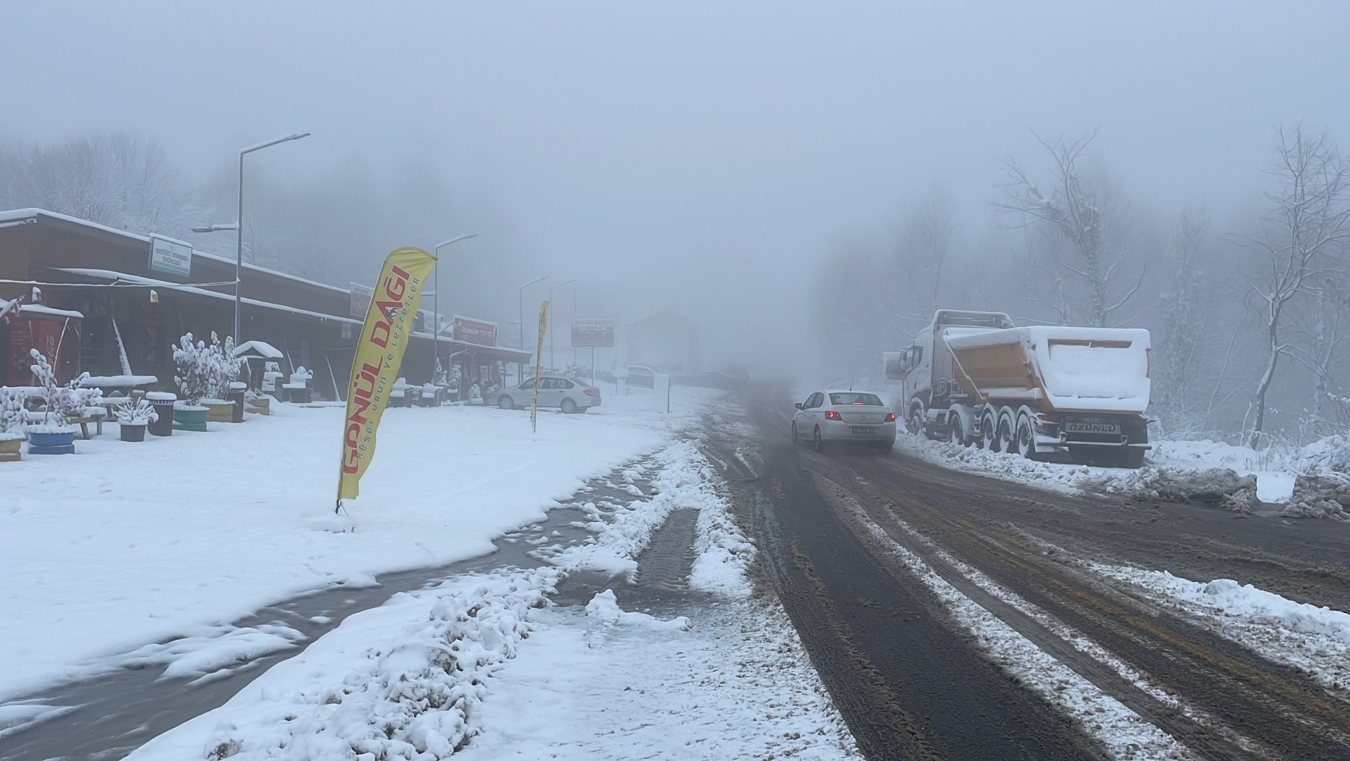 Zonguldak'ta kar ve sis ulaşımı olumsuz etkiliyor 1