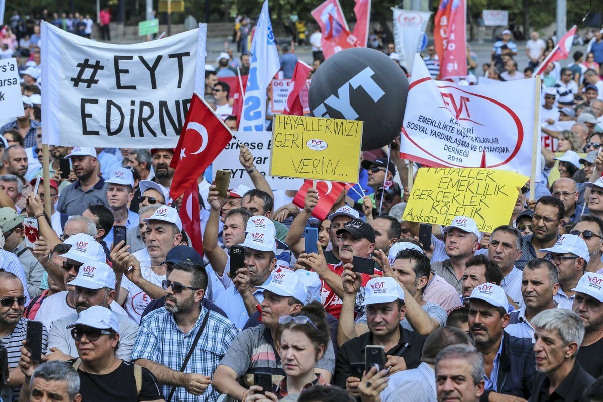 AKP'li üst düzey isimden milyonlarca EYT'liye kötü haber 5