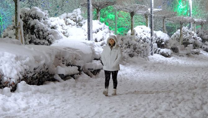 Kar ve tipi Ankara'yı beyaza bürüdü  50