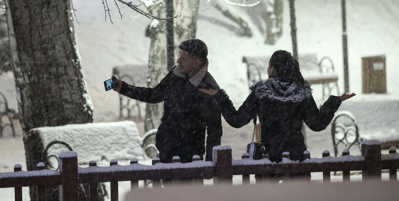 Kar ve tipi Ankara'yı beyaza bürüdü  39