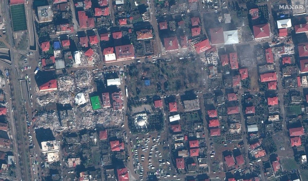 Depremdeki tahribat uydu görüntülerine yansıdı. Öncesi ve sonrası açıklandı 3