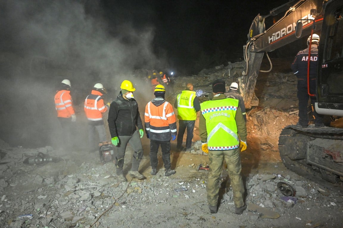 Adıyaman'da umutlu bekleyiş 10