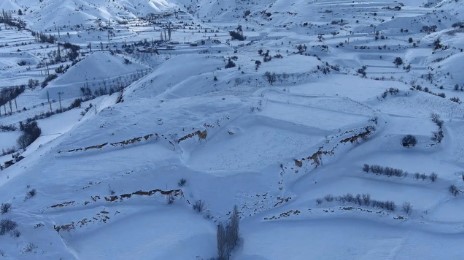 Depremin vurduğu köyde tarlalar 3 metre yükseldi 4