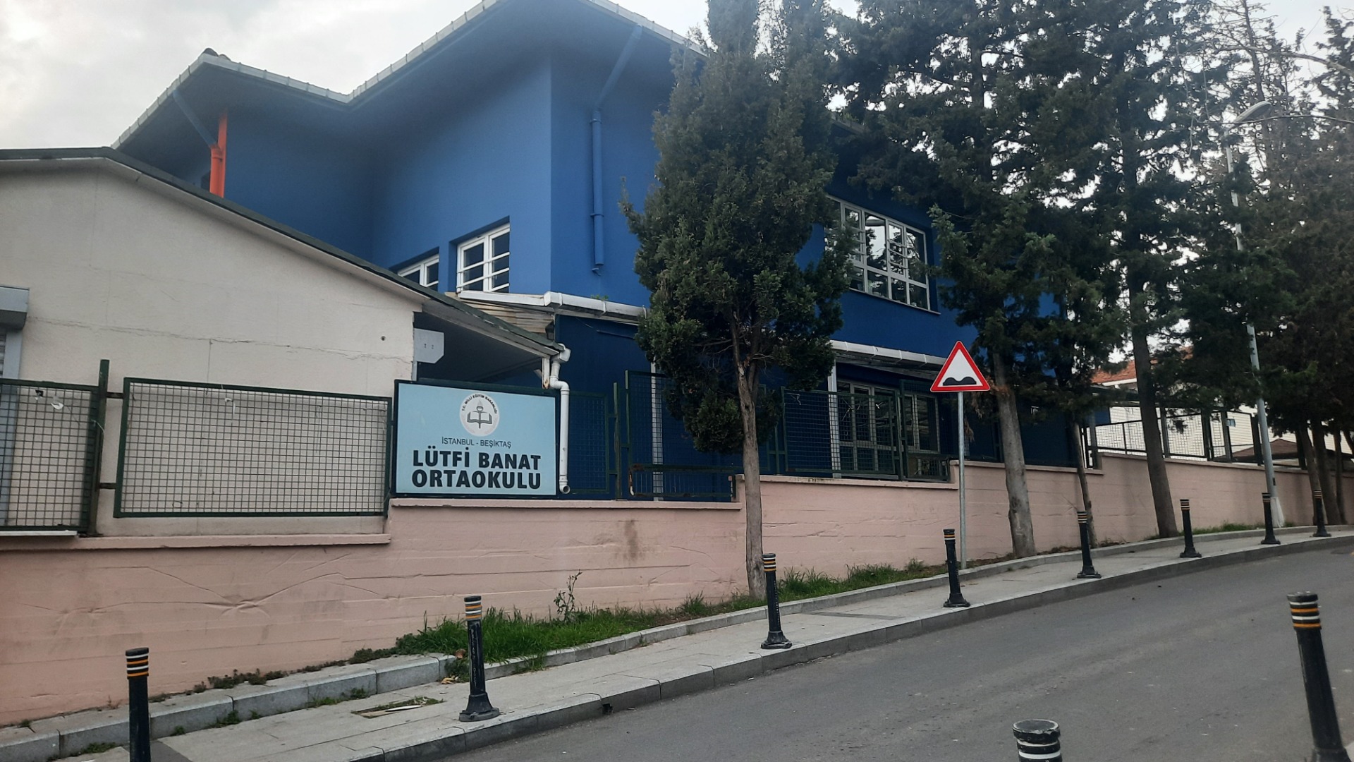 İstanbul’da depreme karşı riskli bulunan okullar görüntülendi 2