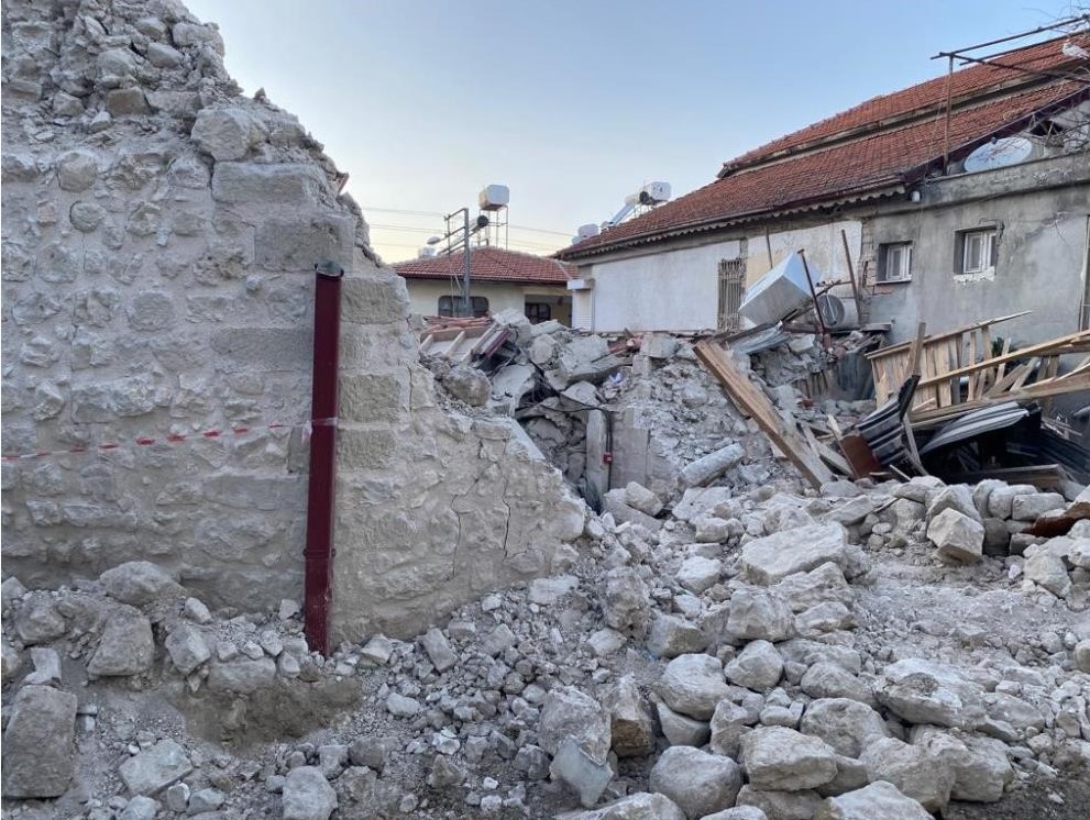 700 yıllık tarihi kilise depremde yerle bir oldu... 6