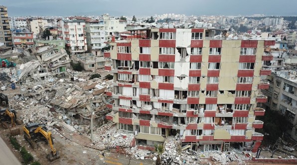 Deprem üstüne deprem yaşayan Hatay hayalet şehre döndü 3