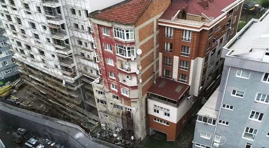 İstanbul'da depremde en riskli 7 bölge. Tam 1 milyon bina 6