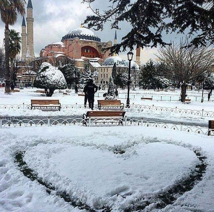 Atmosfer'de yaramaz dönem başlıyor diyen Kerem Ökten kar fırtınasının İstanbul'u vuracağı tarihi açıkladı 8