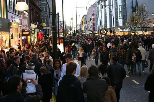 İstanbul'dan kaçan kaçana. İki şehre akın edildi 2