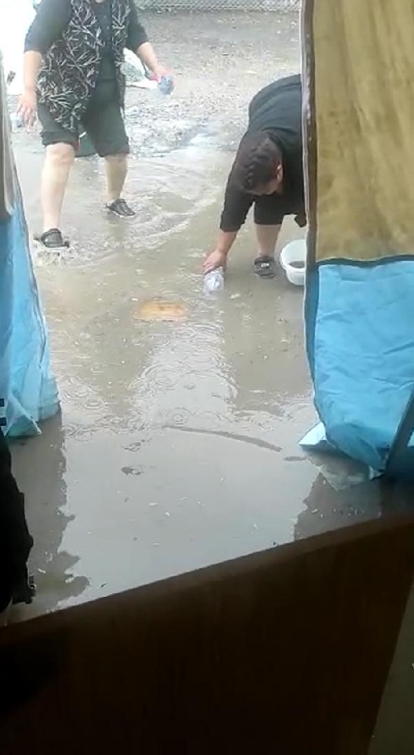 İskenderun'da çadır kent sular altında kaldı 9
