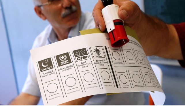 Fatih Portakal'ın seçim anketinde dev fark. Tam 1 milyon kişi oy kullandı 4