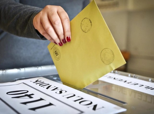 Fatih Portakal'ın seçim anketinde dev fark. Tam 1 milyon kişi oy kullandı 5