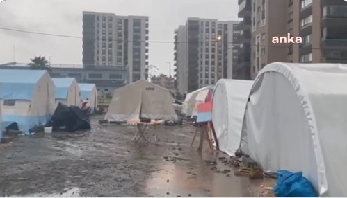 Çadır kentleri su bastı: Depremde ölmedik suda öleceğiz devlet bizi bıraktı 18