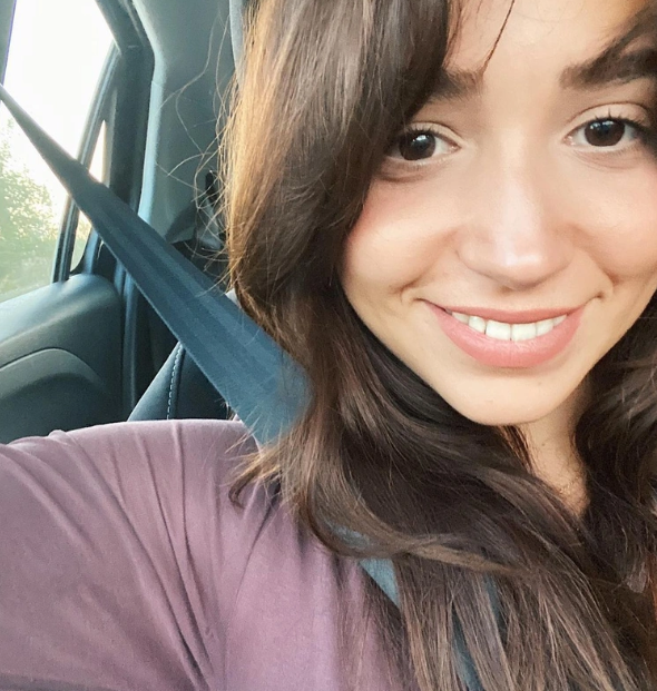Zeynep Bastık son paylaşımı ile yıktı geçti. Takipçileri Instagram'a  hücum etti 15