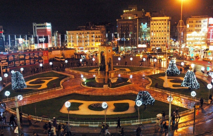 Taksim Meydanı'nın adı bakın nereden geliyor 8