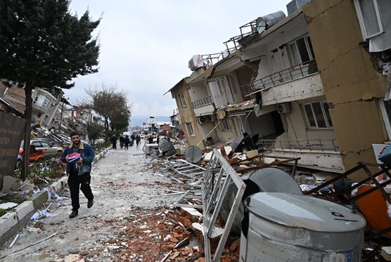 Skandal. Depremde binaların yıkılma nedeni ortaya çıktı 22
