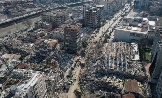 Skandal. Depremde binaların yıkılma nedeni ortaya çıktı 19