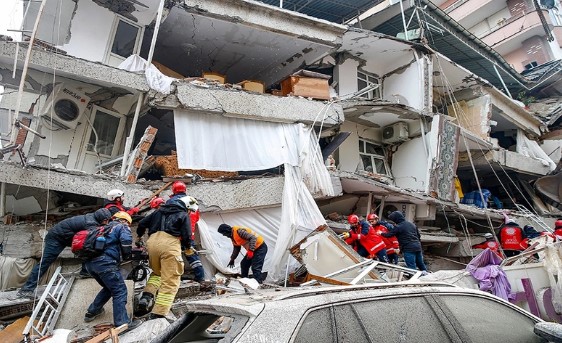 Skandal. Depremde binaların yıkılma nedeni ortaya çıktı 7