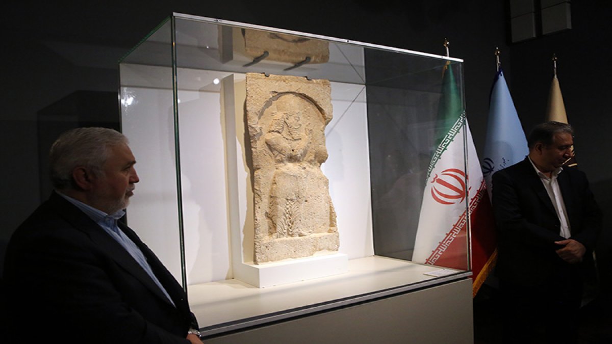 İran’a iade edilen tarihi eser Tahran’da sergilendi