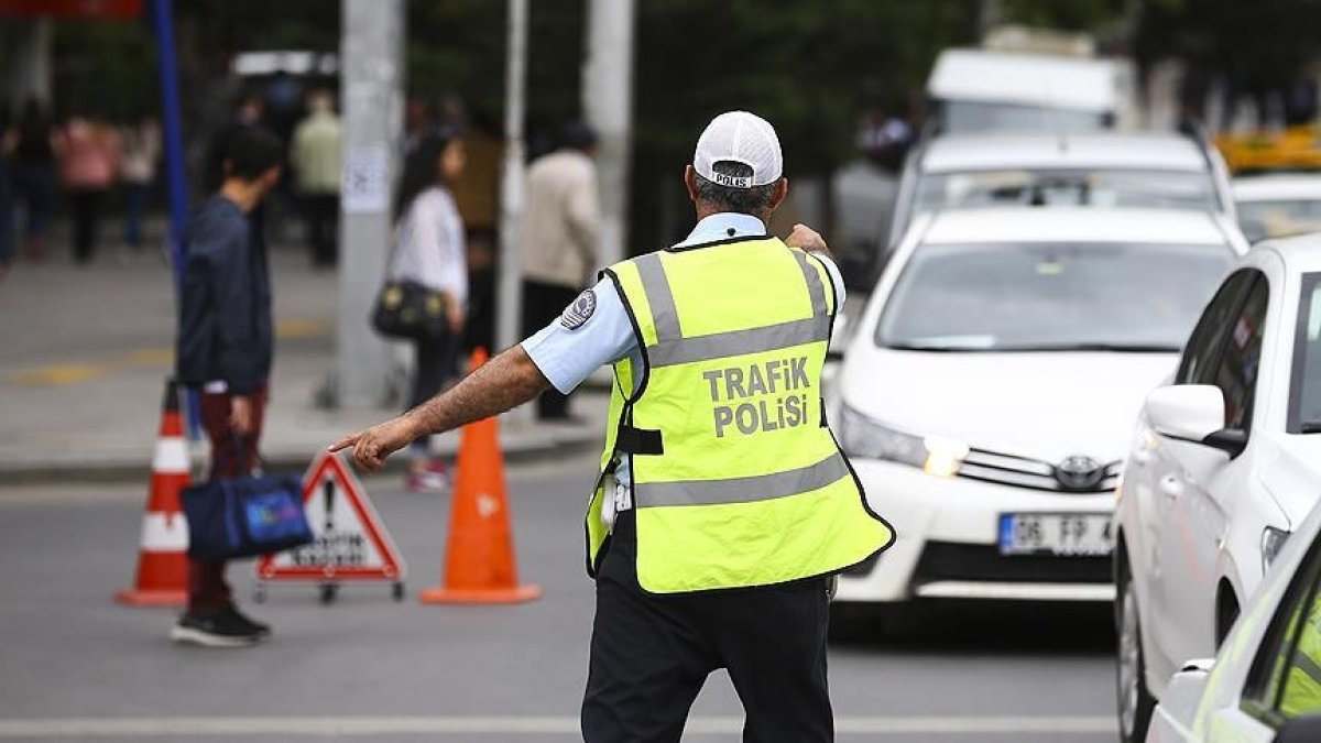 Türkiye genelinde trafik denetimi: 369 araç men edildi