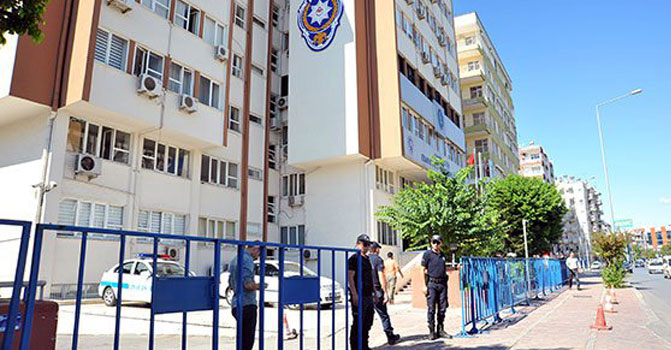 14 rütbeli polise Antalya’da gözaltı
