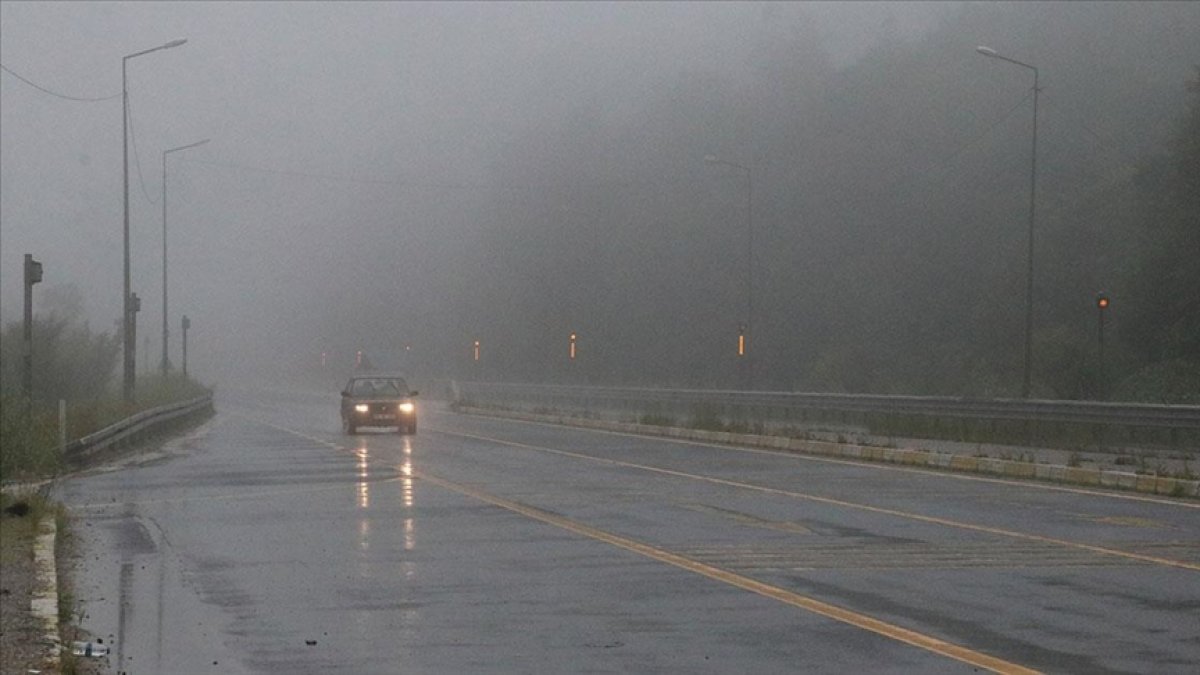 Sürücüler dikkat! Bolu Dağı'nda sağanak ve sis etkili var