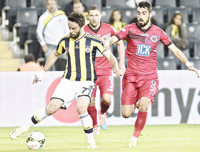Fenerbahçe Kadıköy’de penaltılarla hayat buldu