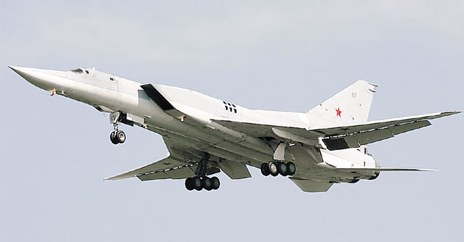Rus uçakları tacizleri artırdı