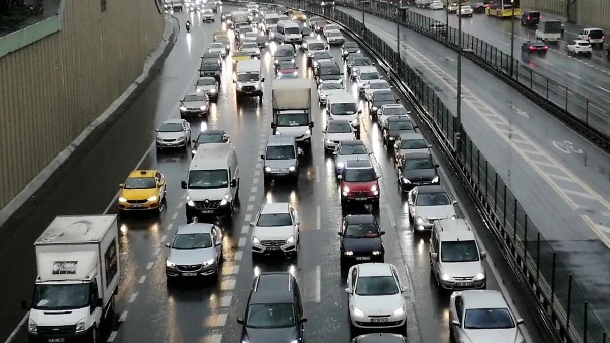 TÜİK trafikteki araç sayısını açıkladı