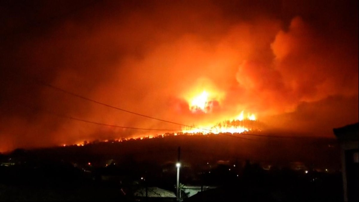 Yunanistan'daki yangınlarda 8'inci gün: Tahliyeler devam ediyor