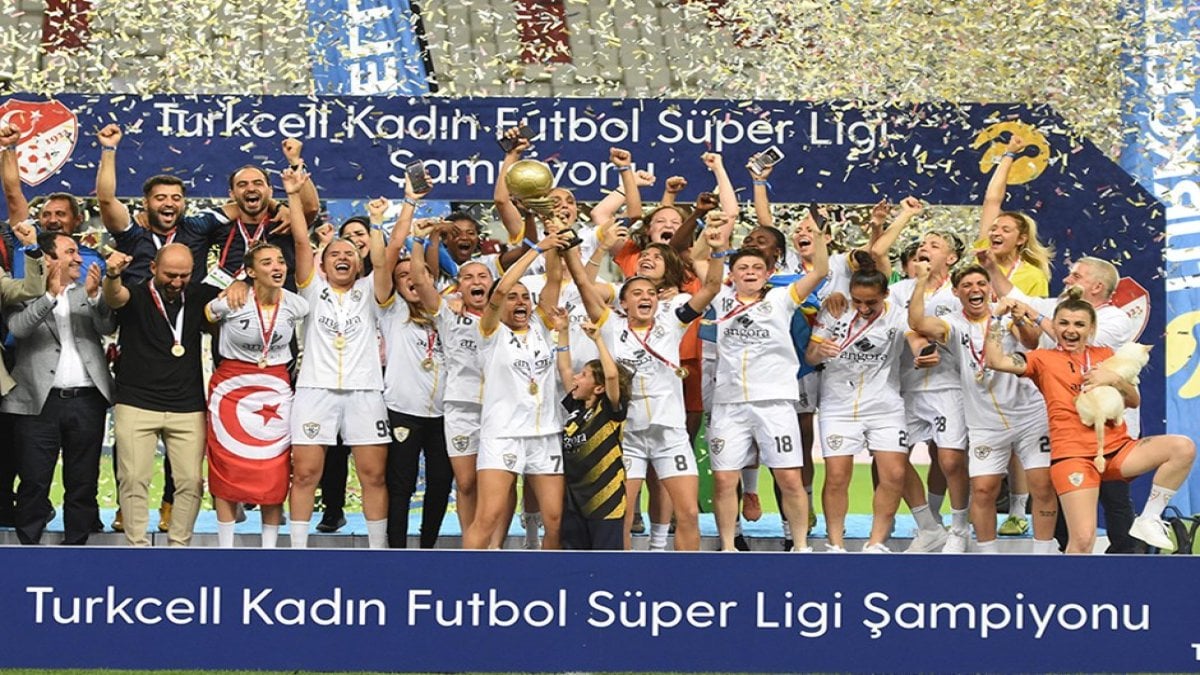 Turkcell Kadın Futbol Süper Ligi başlıyor