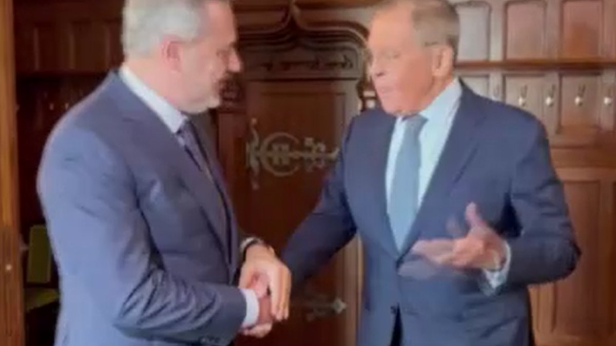 Hakan Fidan ile Lavrov Rusya'da bir araya geldi