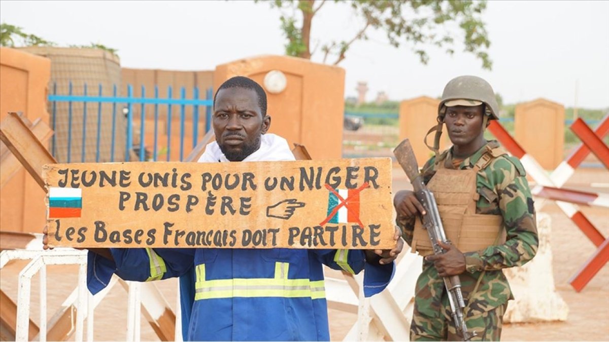 Fransa ve Nijer arasında gerilim yükseliyor