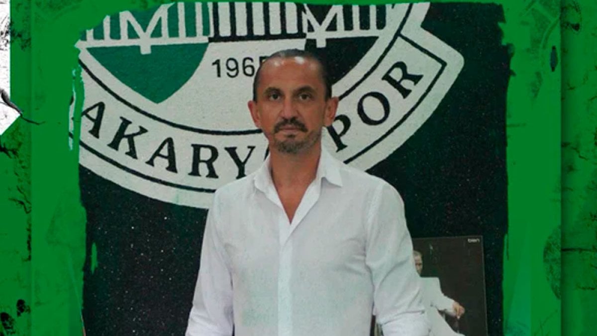 Tuncay Şanlı Sakaryaspor'da