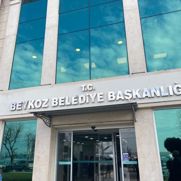 AKP’li belediye borca batıyor