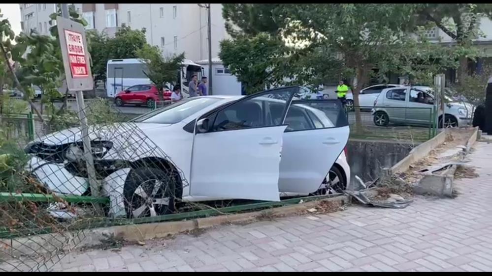 Gönen'de trafik kazası: 1 yaralı