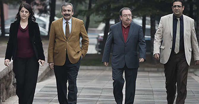 HDP’den 5 kişilik İmralı çıkarması
