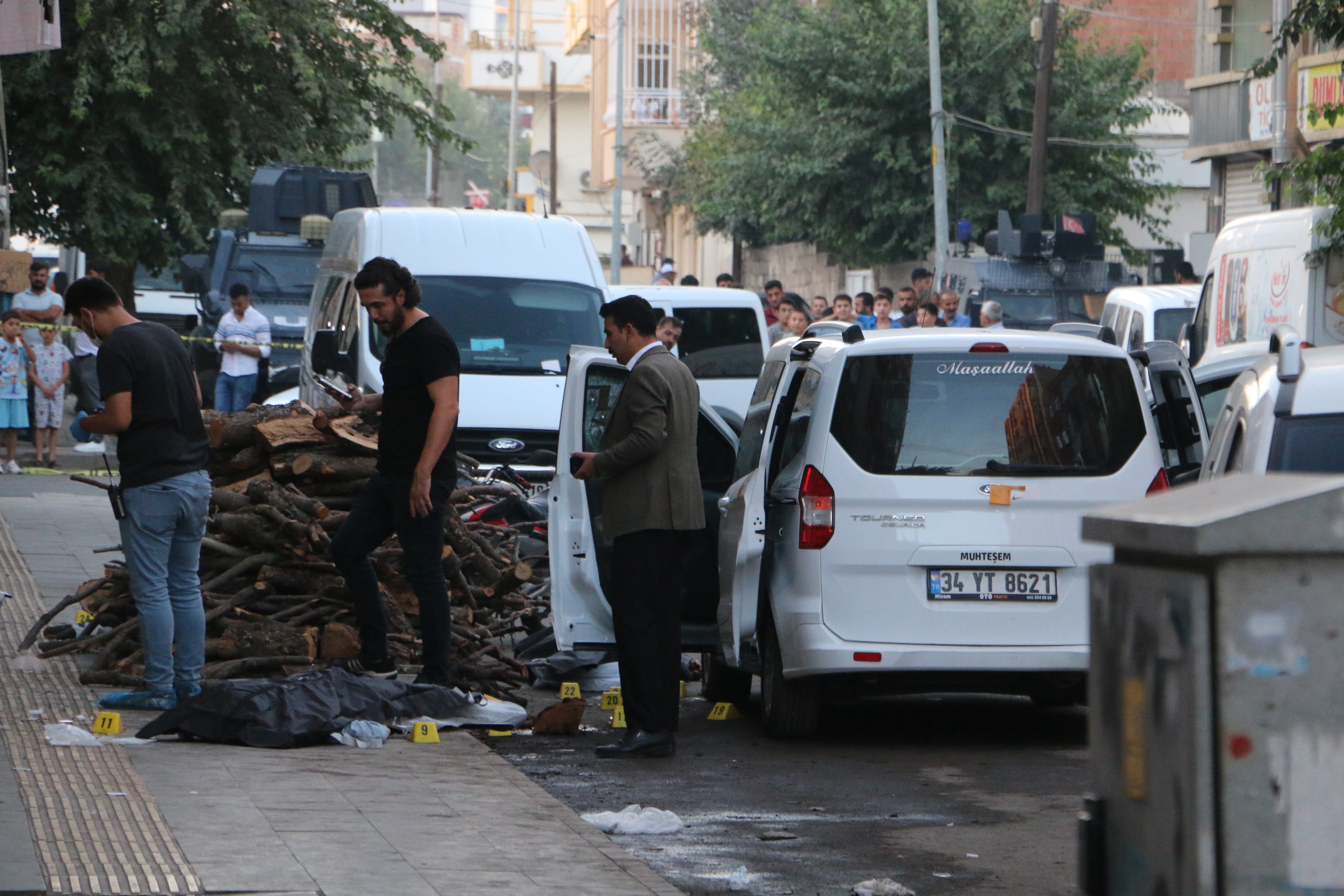 Diyarbakır'da 3 kişinin öldüğü silahlı kavgaya 1 tutuklama