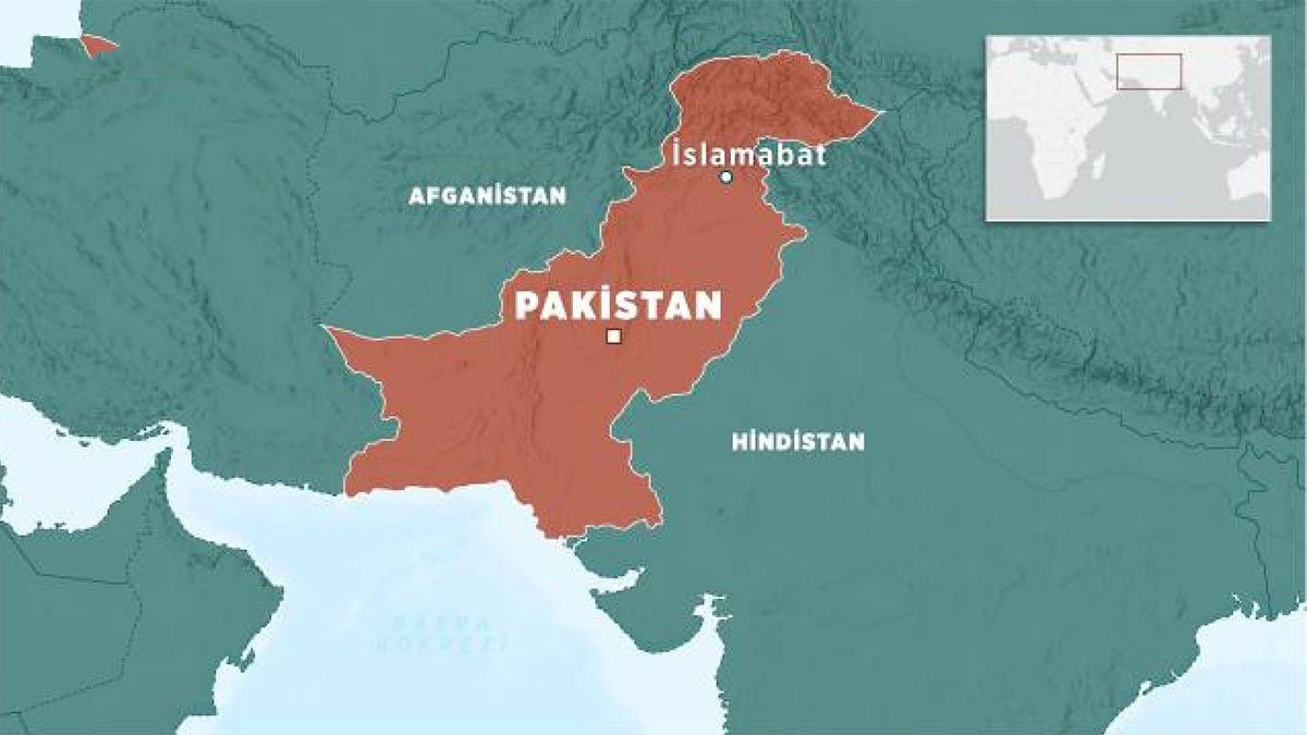 Pakistan'da trenler çarpıştı: 20 yaralı