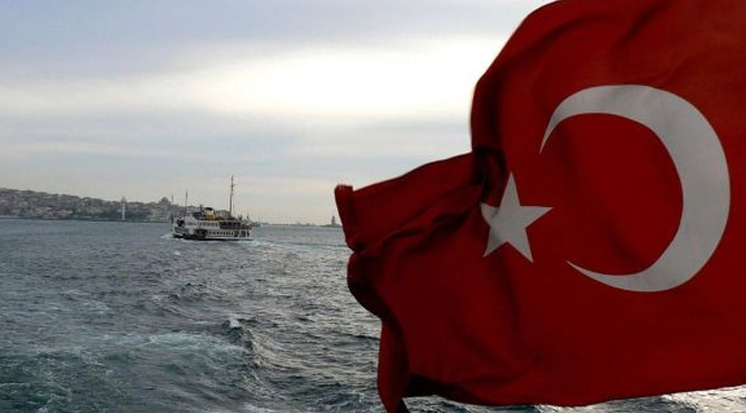 Türkiye 2014'de  irtifa kaybetti
