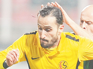 Erkan Zengin transferi “arap saçı”na döndü