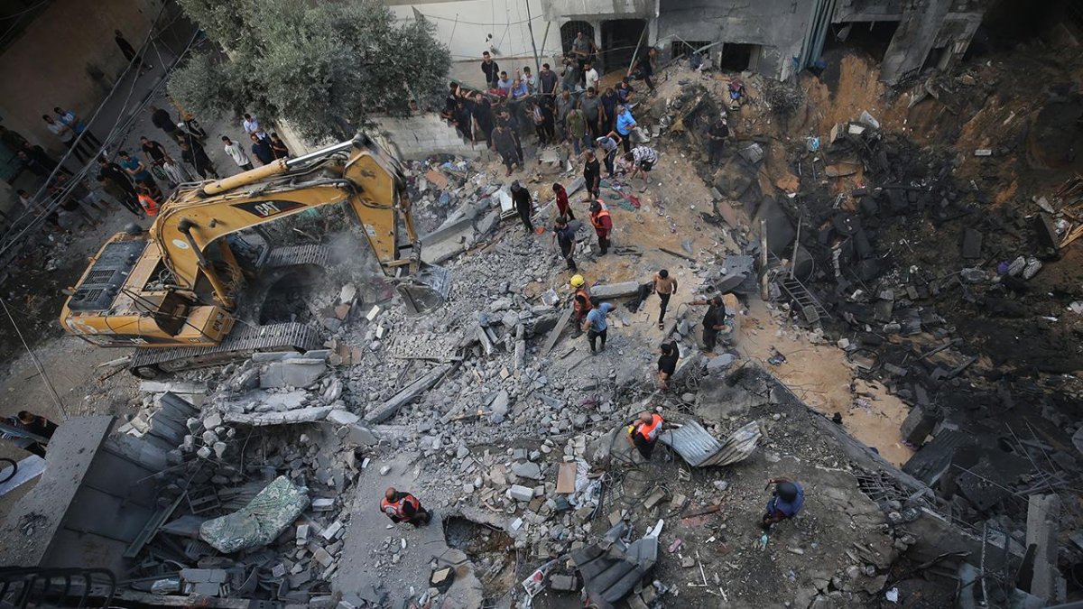 İsrail'in saldırılarında 1200 Filistinli hayatını kaybetti